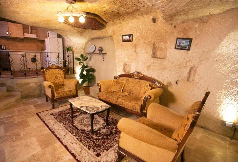 패밀리 스위트, Kamelya Cave Hostel