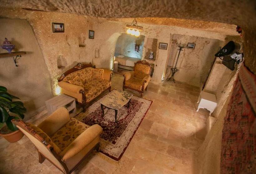 패밀리 스위트, Kamelya Cave Hostel