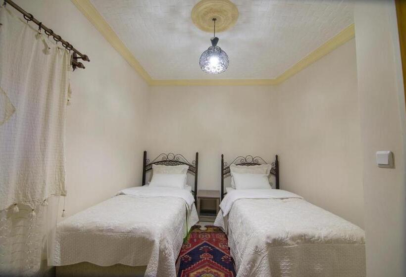 스탠다드 룸, Kamelya Cave Hostel