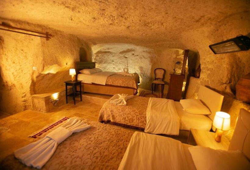 패밀리 스위트, Kamelya Cave Hostel