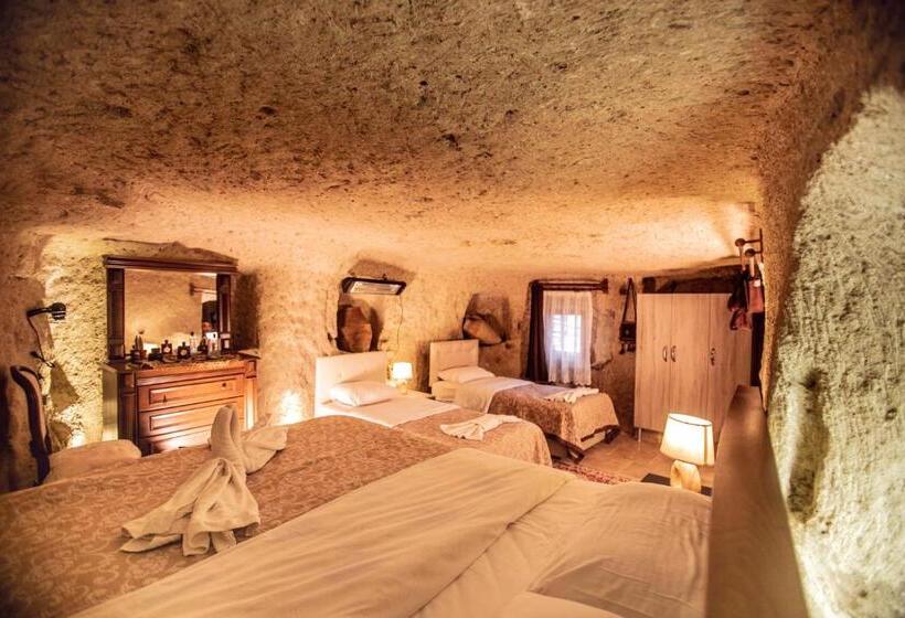 패밀리 스위트, Kamelya Cave Hostel