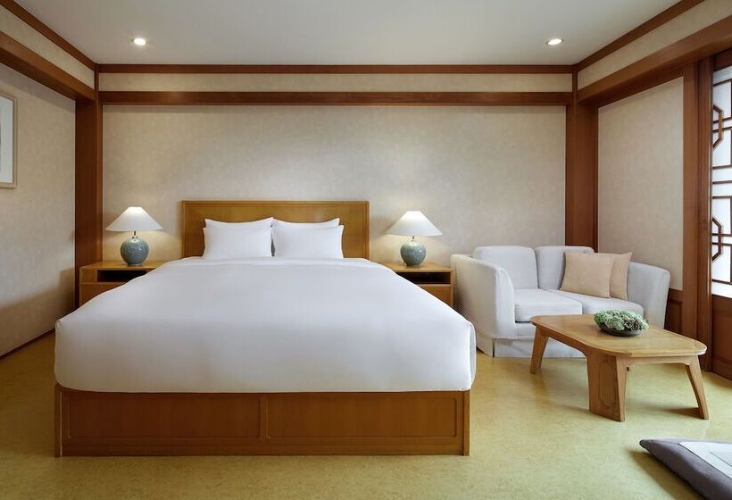 Номер Премиум Вид на Сад, The Shilla Jeju