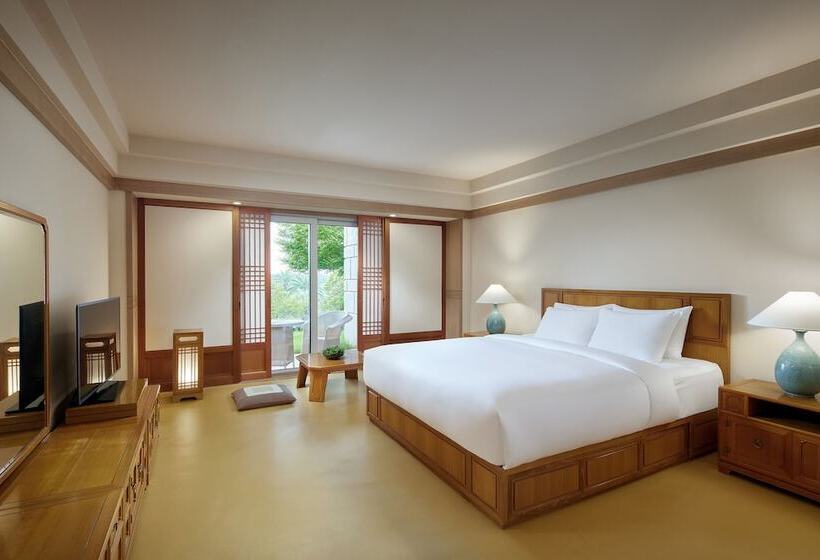 Номер Стандарт Вид на Сад, The Shilla Jeju