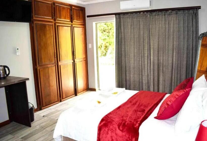 패밀리 룸 가든 전망, Gemstone Guest House