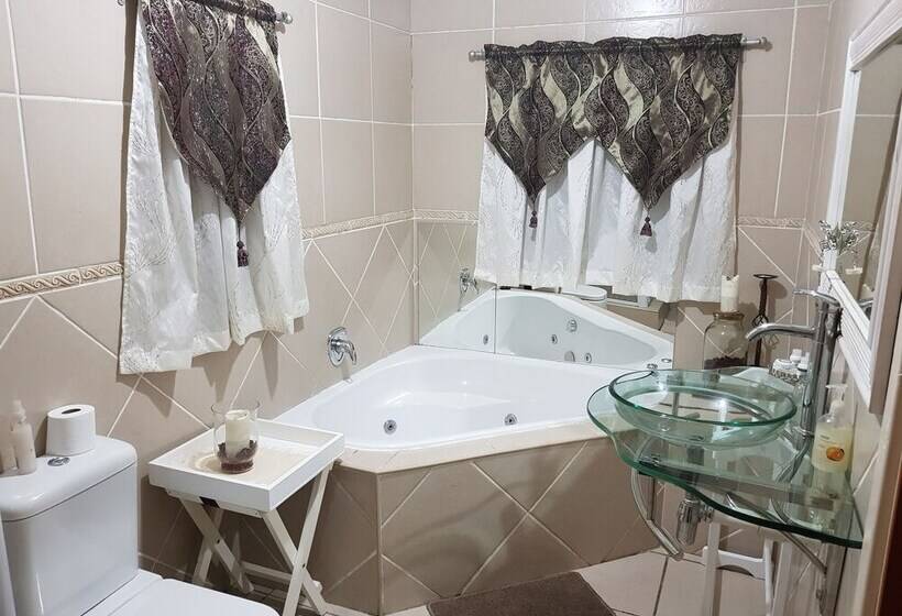 스탠다드 룸 킹사이즈 침대, Gemstone Guest House