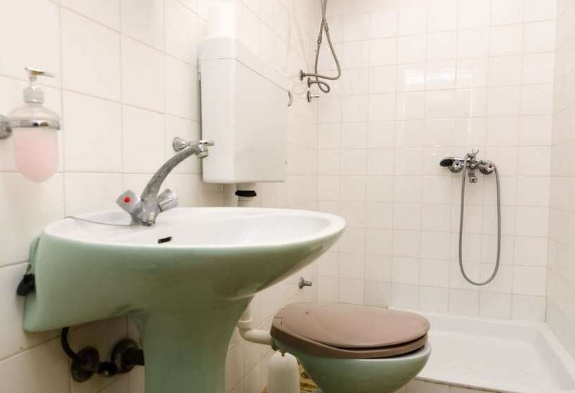Студия Стандарт, Guest House Kiko