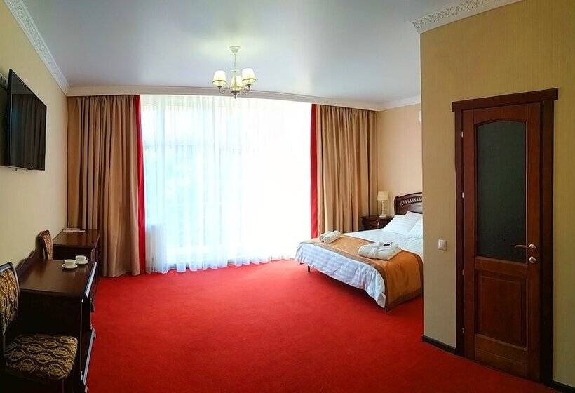 سوئیت پرزیدنت, Azimut Hotel Nalchik