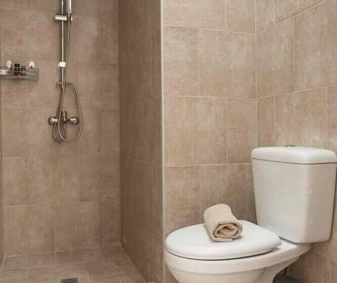 اتاق استاندارد, Kumba Hostel