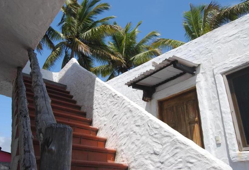 Люкс Вид на Море, Hostal Galapagos By Bar De Beto