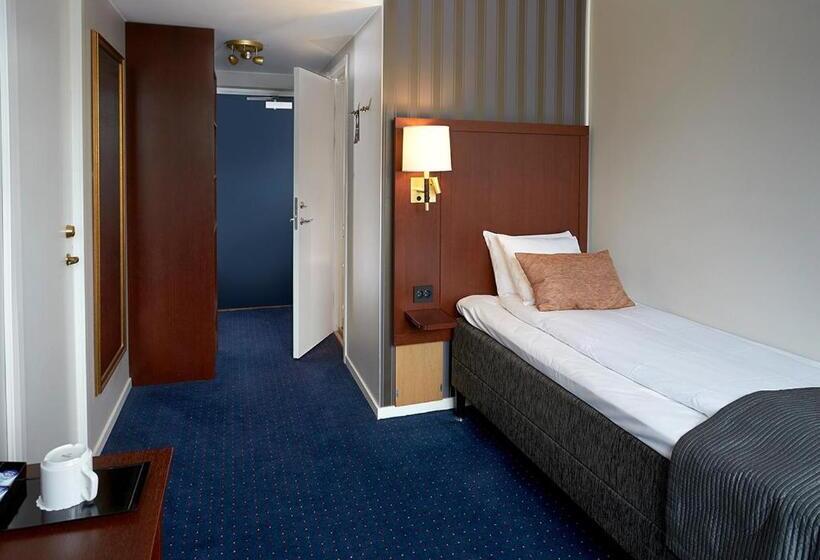 اتاق استاندارد یک نفره, Vänerport Stadshotell I Mariestad