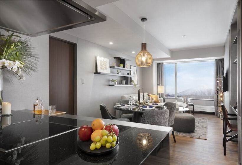 Люкс 3 Спальни, Hinode Hills Niseko Village   Small Luxury Hotels Of The World