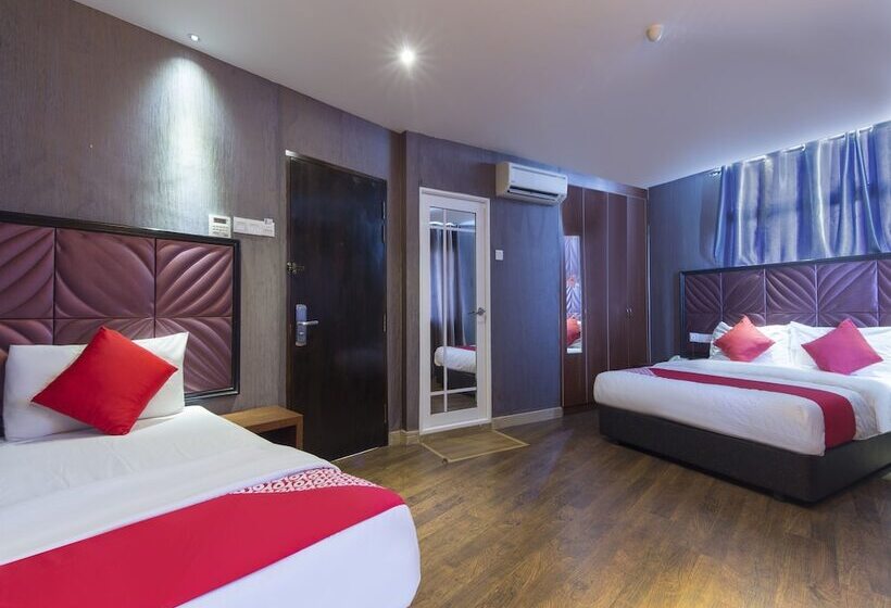 سوییت سوپریور, OYO 763 Tazara Hotel