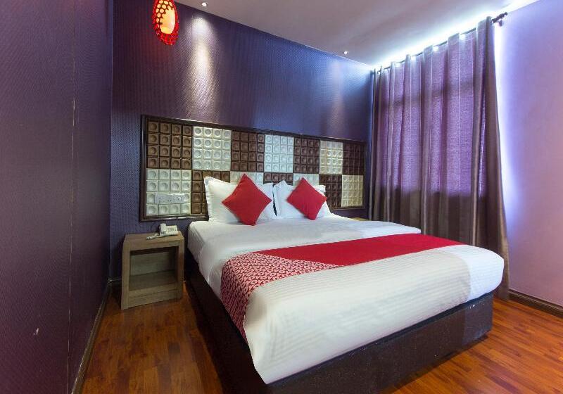 سوییت اجرایی, OYO 763 Tazara Hotel