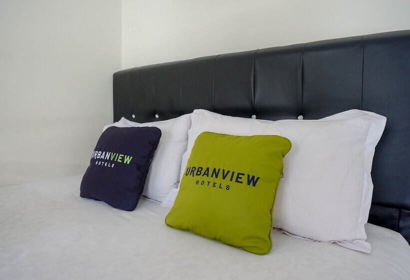 Номер Стандарт, Urbanview Hotel Syariah Casa Azmya Yogyakarta