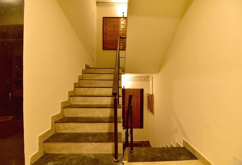 基本间, Oyo 22915 C M Regency