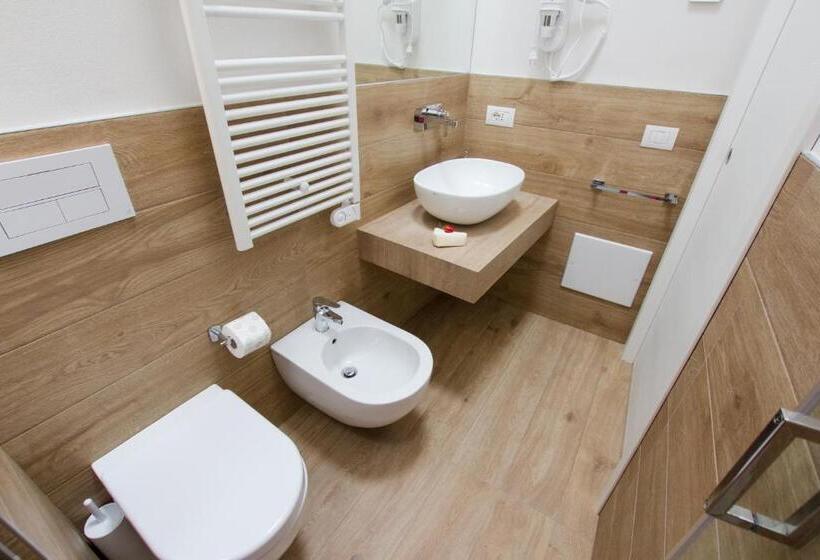 Люкс Повышенной Комфортности, Quarto Latino B&b