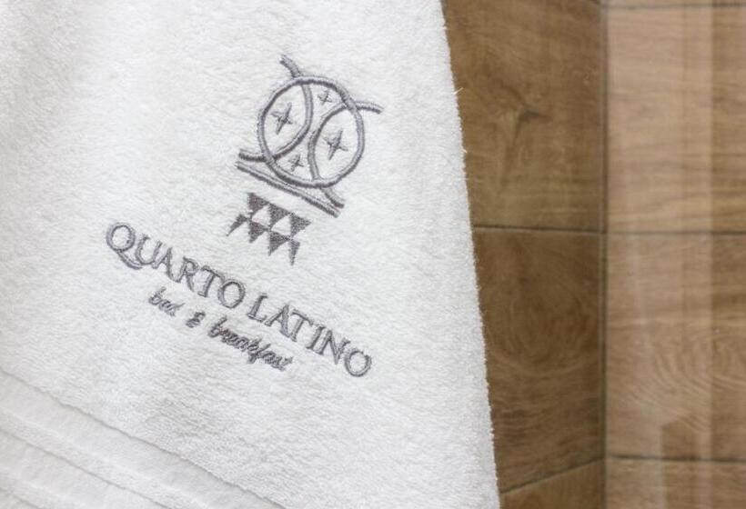 Номер Deluxe, Quarto Latino B&b