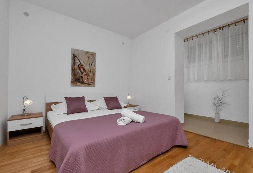 آپارتمان لوکس 2 خوابه, Apartments Dany