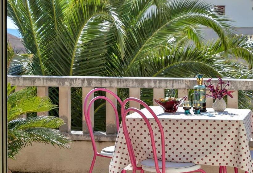 استودیو استاندارد با تراس, Apartments Dany