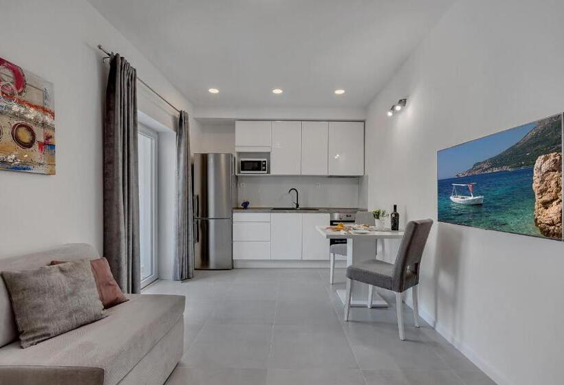 آپارتمان 1 خوابه با بالکن, Apartments Dany