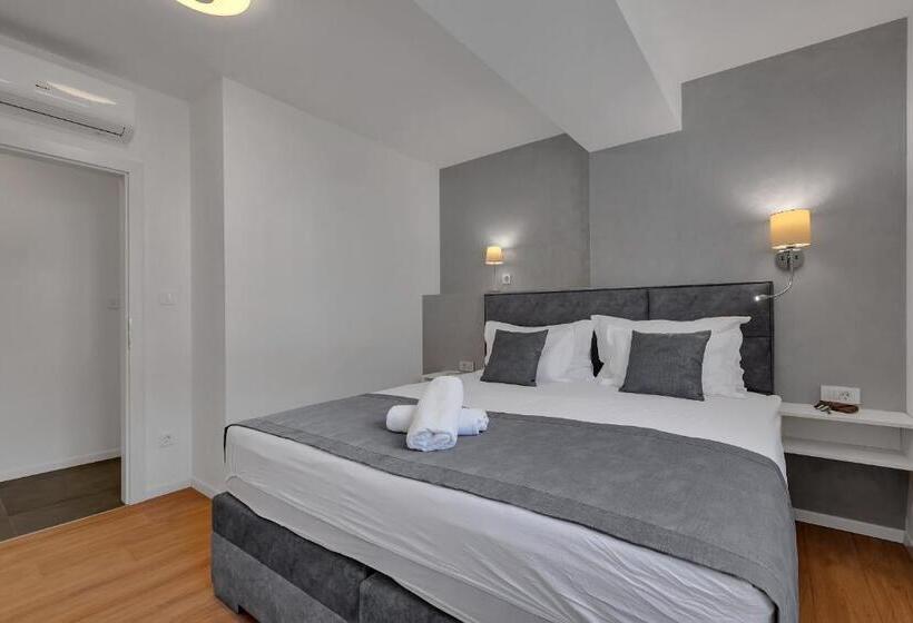 آپارتمان 1 خوابه با چشم‌انداز, Apartments Dany