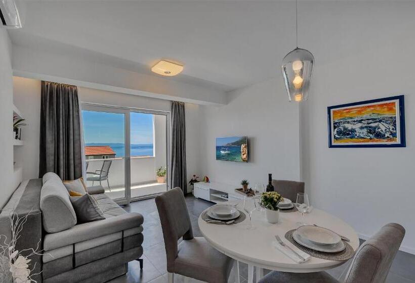 آپارتمان 1 خوابه با چشم‌انداز دریا, Apartments Dany