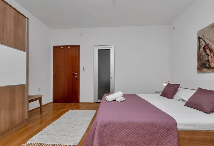 آپارتمان لوکس 2 خوابه, Apartments Dany