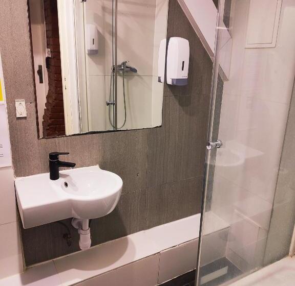 Номер Basic, Hoża Apartments And Rooms