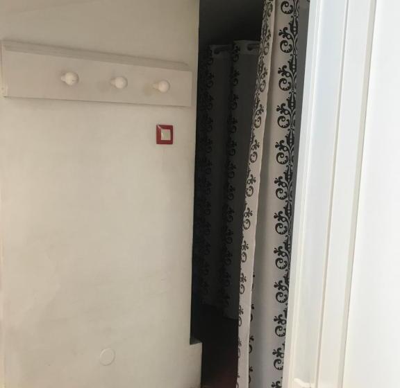Номер Стандарт, Hoża Apartments And Rooms