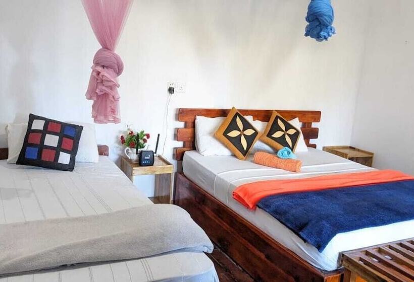 اتاق کلاسیک سه تخته, Ella Nature Nest