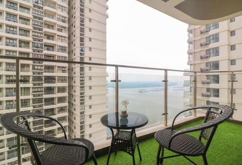 Family Suite, Country Garden Danga Bay @ Uha