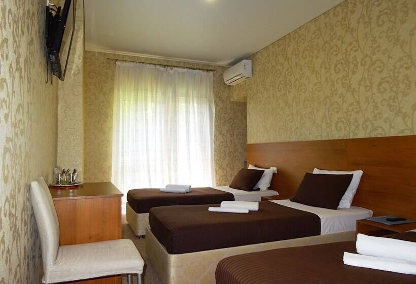 스탠다드 트리플 룸, Prosperus Guest House