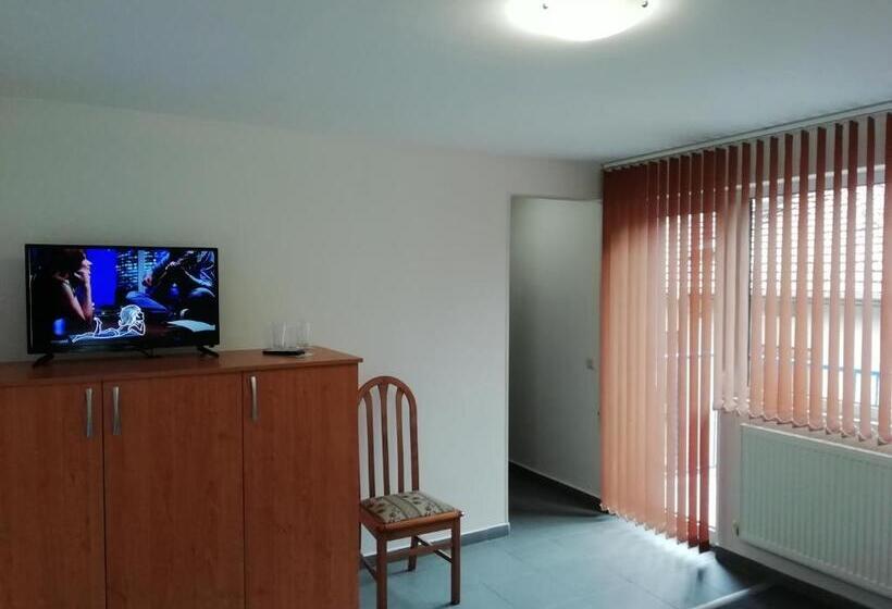 اتاق استاندارد با بالکن, Guest House Lila