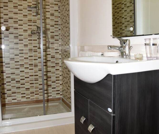 اتاق لوکس, Miro B&b