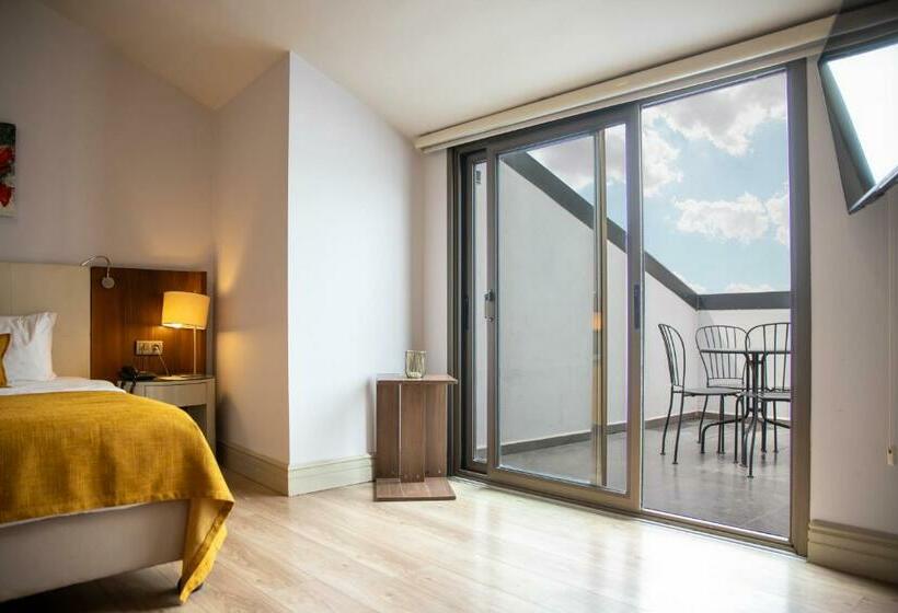 غرفة ديلوكس, Ramada Istanbul Grand Bazaar