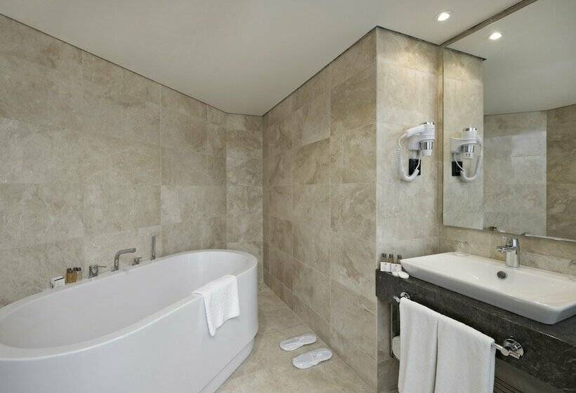 غرفة ديلوكس, Ramada Istanbul Grand Bazaar