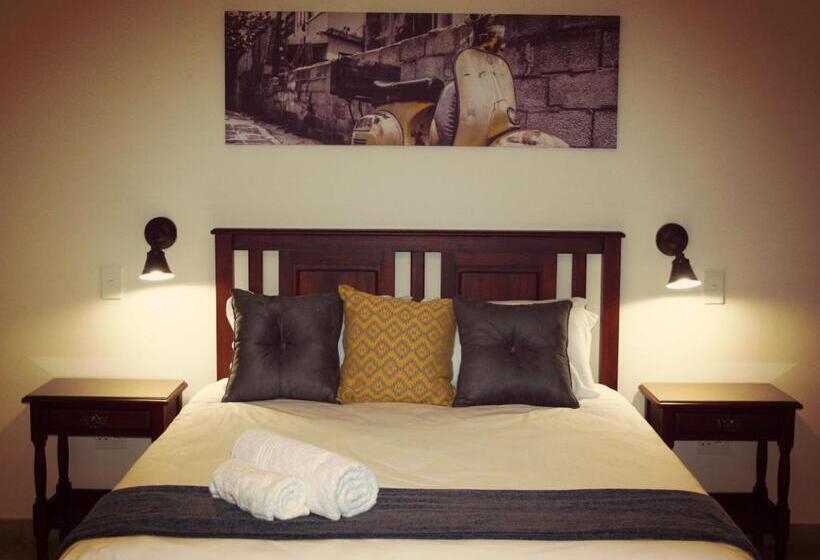 Номер Deluxe, New Haven Guest House  Ltd