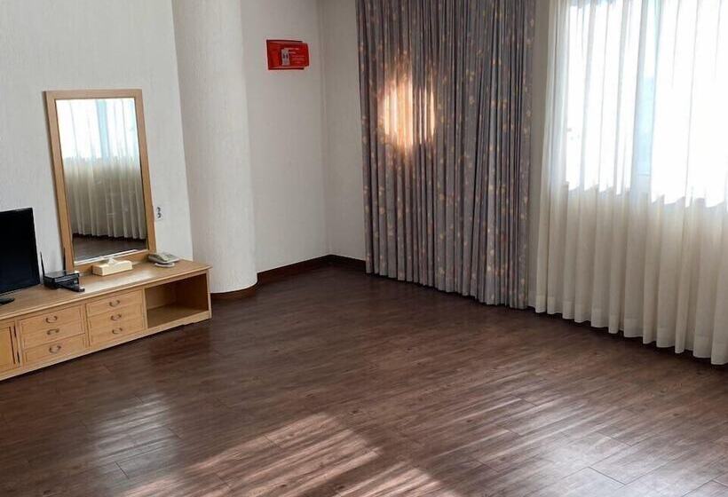 标准工作室, Seorak Pine Resort