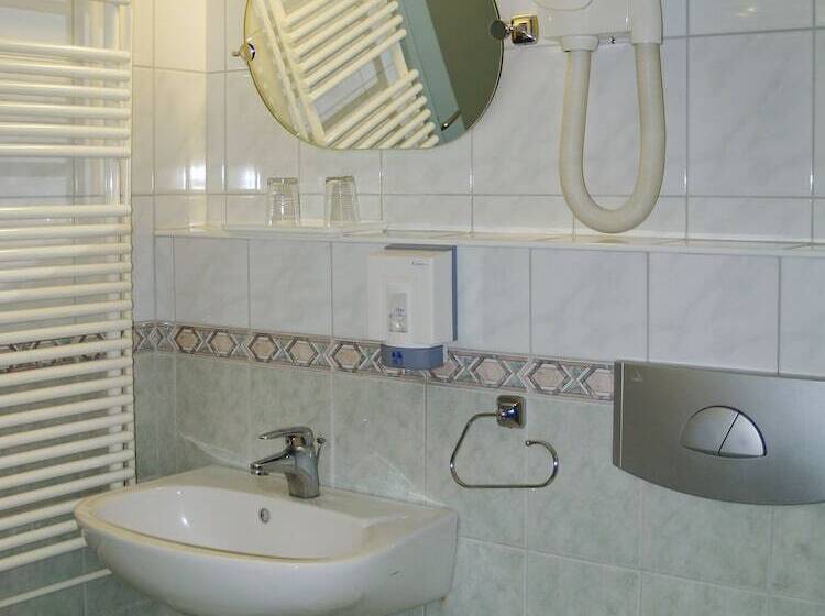 Номер Стандарт, Világos Hotel Balatonvilágos