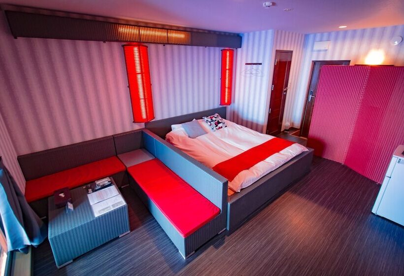 １階のスタンダードルーム, Xyz Private Spa And Seaside Resort