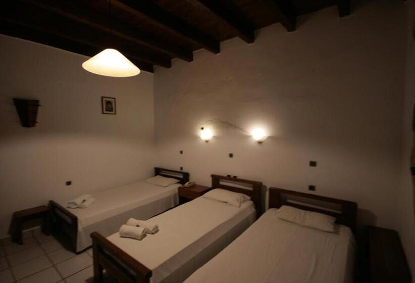 스탠다드 스튜디오, Chania Rooms