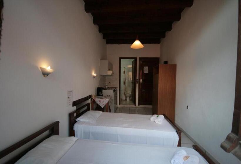 스탠다드 스튜디오, Chania Rooms