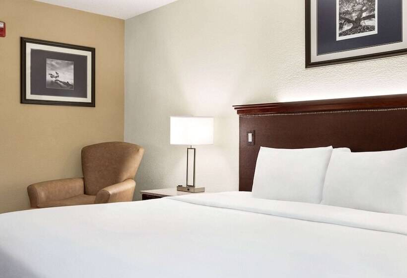 Номер Deluxe, Travelodge By Wyndham Coffeyville