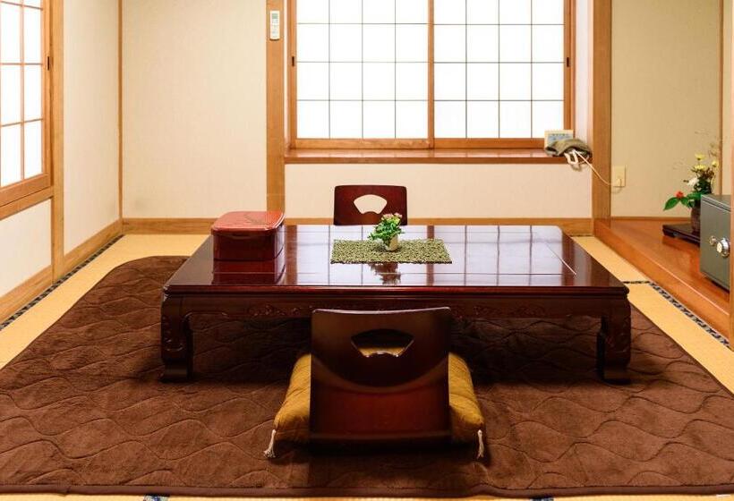 Номер Стандарт Трехместный, Yufuin Onsen Oyado Jinnouchi