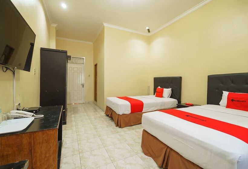 Номер Стандарт, Reddoorz Plus @ Hotel Sempurna Watervang Lubuk Linggau