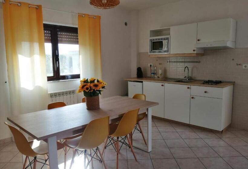 Апартаменты 3 Спальни, B&b Ginevra