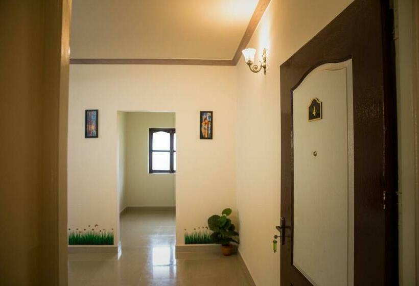 Люкс Повышенной Комфортности, Dom Carlos Resort