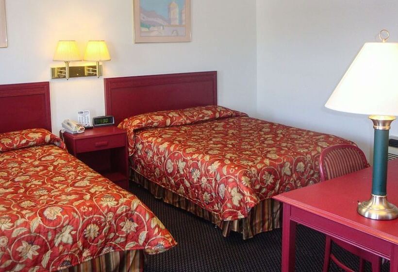Номер Стандарт 2 Двуспальные Кровати, Golden Wheat Budget Host Inn Junction City