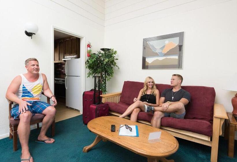 스탠다드 룸 킹사이즈 침대, Bridge Bay Lodge At Shasta Lake