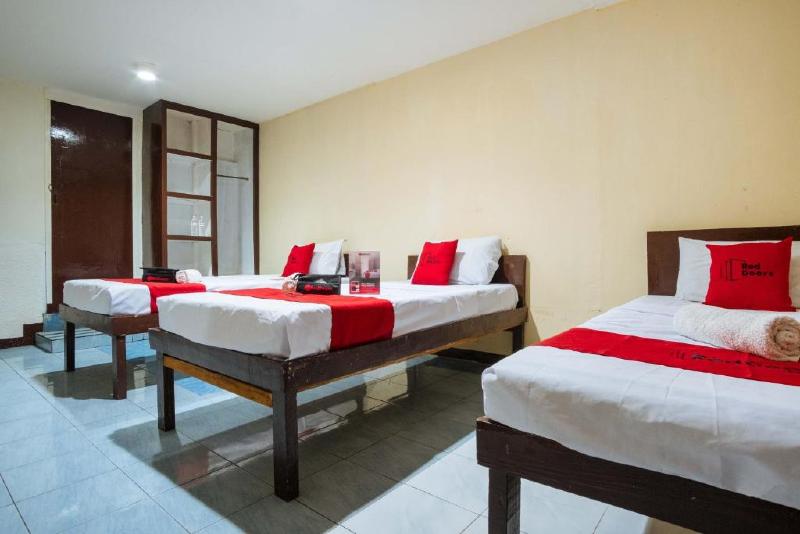 Номер Стандарт Трехместный, Reddoorz @downtown Bacolod
